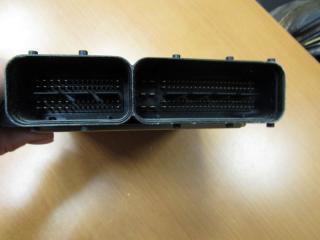 блок управления двигателем Audi Q5 8R 2008, 8R0907401J