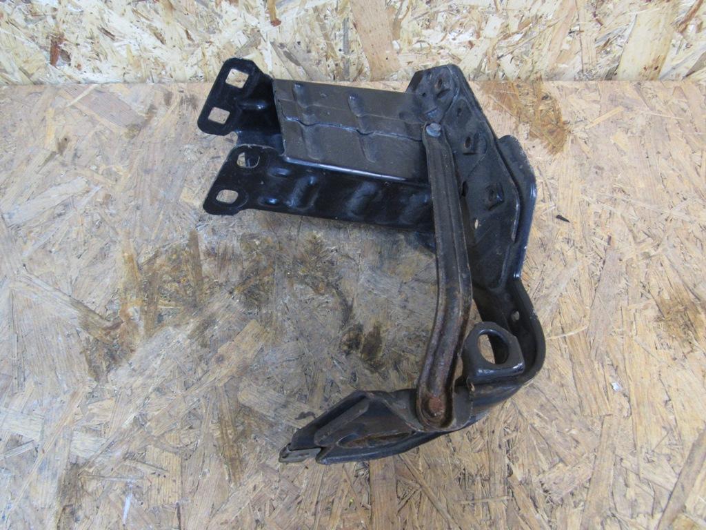 кронштейн переднего бампера Mercedes-Benz C-Класс W203/S203/CL203 2000 - фото №1