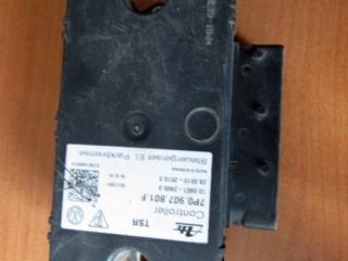 блок управления ручником Volkswagen Touareg 2 поколение 2012, 7P0907801F