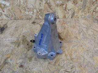 кронштейн двигателя Mercedes-Benz C-Класс W204/S204 2010, 1.8 л., M 271.860, бензин, 2712232704