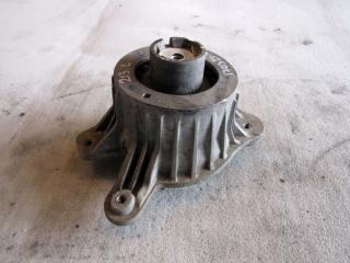 подушка крепления двигателя Mercedes-Benz E-Класс W213/S213/C238/A238 2018, 2.0 л., дизель, АКПП, 2132400500