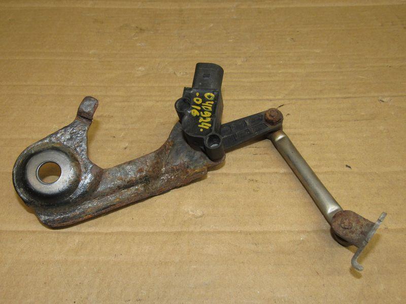 кран уровня подвески Skoda Karoq 1 поколение 2021, 1.0 л., бензин, 1T0907503A - фото №1