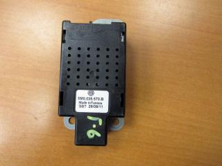блок управления (другие) Volkswagen Golf 5 поколение 2003, 5M0035570B