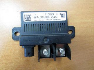 блок управления вентилятором (реле) Mercedes-Benz M-Класс W166 2011, 0009822023