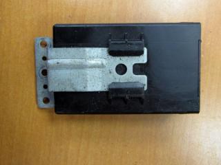 блок управления печки / климат-контроля Mitsubishi Pajero 3 поколение 2002, MR460758