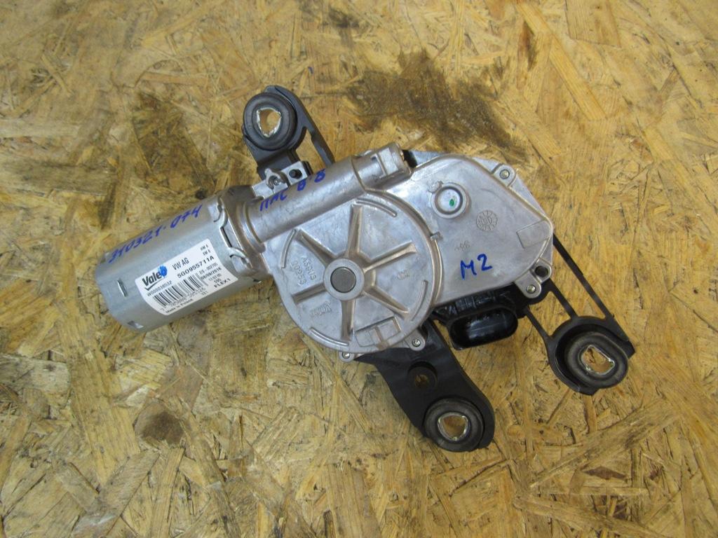 моторчик заднего стеклоочистителя (дворника) Volkswagen Passat B8 2016, универсал, 5G0955711A - фото №1