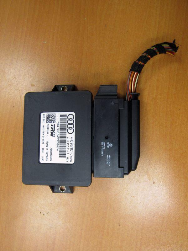 блок управления ручником Audi A8 D4/4H 2012, 4H0907801C - фото №1