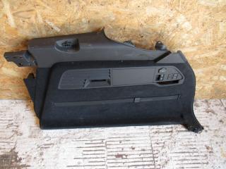 обшивка крышки багажника Volkswagen Touareg 2 поколение 2012, 7P6867038