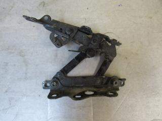 петля капота левая Mercedes-Benz S-Класс W222/C217/A217 2013, 2228800128