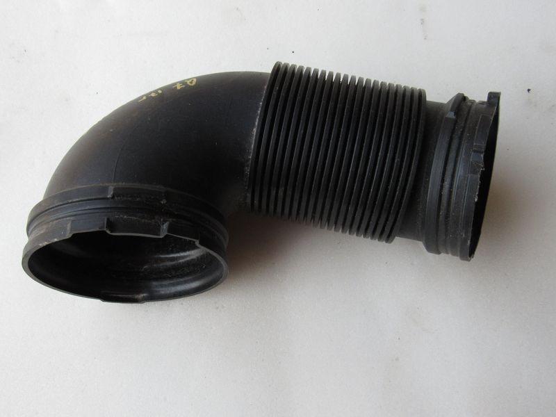 патрубок (трубопровод, шланг) Audi Q7 4M 2016, 057129616B - фото №1