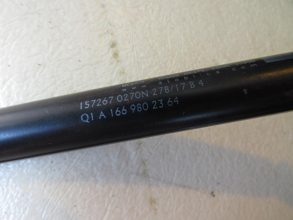 амортизатор капота Mercedes-Benz GL-Класс X166 2016, 1669802364 - фото №1