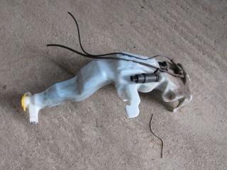 бачок омывателя Jeep Grand Cherokee 4 поколение [рестайлинг] 2016, 3.0 л., дизель, 57010719