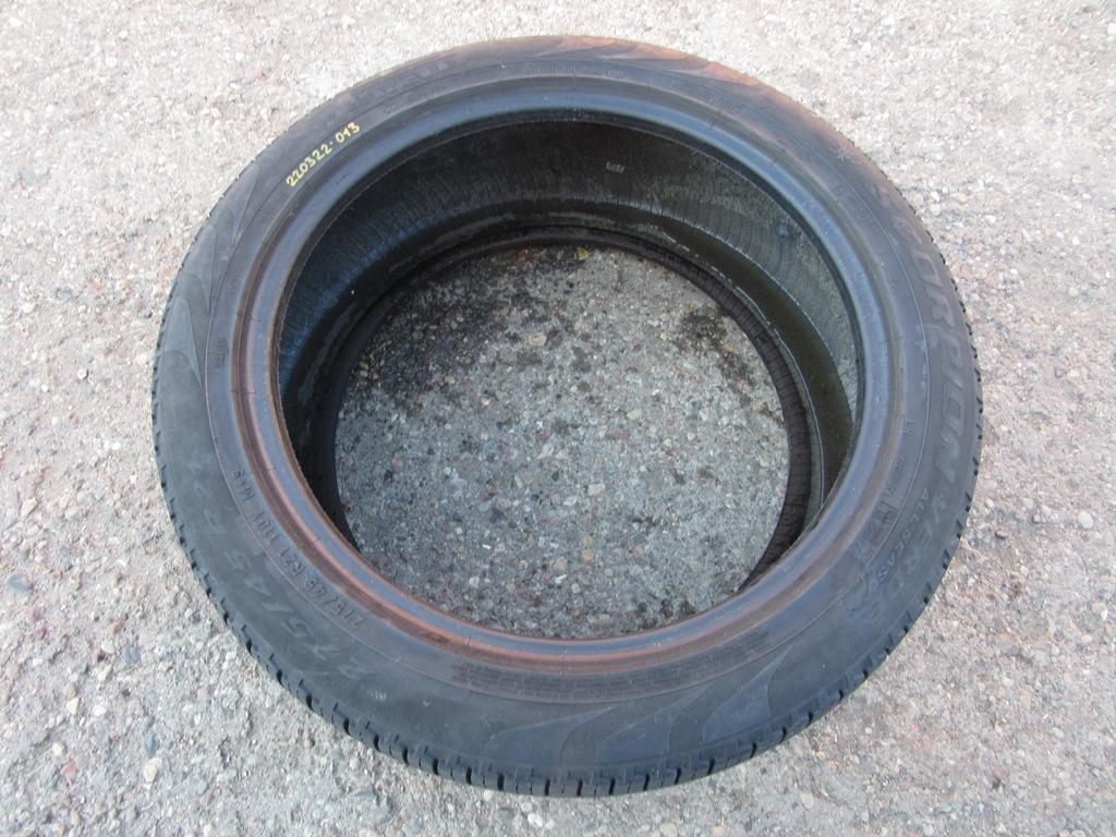 шина - фото №1