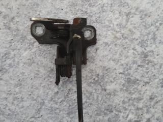 захватный крюк капота BMW 7 серия E38 [рестайлинг] 2000, 2.8 л., i, M52 B28 TU, бензин, АКПП, зелёный, седан, задний привод, правый руль