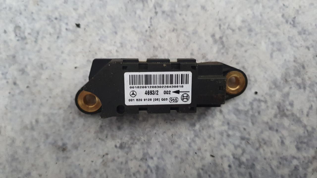 датчик удара Mercedes-Benz E-Класс W211/S211 W211 2004, 2.7 л., CDi, OM 647.961, дизель, АКПП, серебро, седан, задний привод, правый руль - фото №1