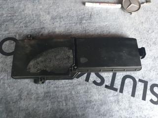 крышка блока предохранителей Mercedes-Benz C-Класс W202/S202 W202 1996, 2.2 л., D, OM 604.910, дизель, 5МКПП, синий, седан, задний привод