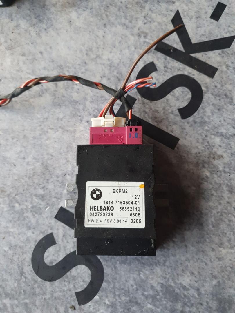 блок управления топливным насосом BMW 5 серия E60/E61 E60 2005, 3.0 л., D, M57 D30 (306D2), дизель, АКПП, темно серый, седан, задний привод, правый руль - фото №1