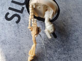 датчик уровня топлива BMW 5 серия E39 2000, 2.0 л., i, M52 B20, бензин, 5МКПП, серебро, седан, задний привод, правый руль