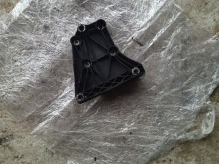 кронштейн компрессора кондиционера BMW 7 серия E65/E66/E67 [рестайлинг] E65 2008, 3.0 л., D, M57N2 306 D3, дизель, АКПП, чёрный, седан, задний привод, правый руль