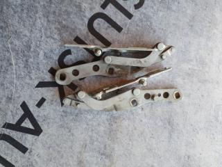 петля капота BMW 3 серия E46 1999, 2.0 л., D, M47 D20, дизель, МКПП, серебро, седан, задний привод