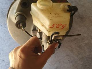 вакуумный усилитель тормозов Mercedes-Benz C-Класс W202/S202 [рестайлинг] W202 1999, 2.2 л., CDi, OM 611.960, дизель, МКПП, серебро, седан, задний привод