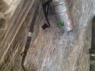 трубка кондиционера Mercedes-Benz Vito W638 2000, 2.2 л., CDi, OM 611LA (75 KW CDI), дизель, МКПП, красный, минивэн, передний привод