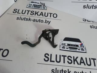 захватный крюк капота BMW 5 серия E39 [рестайлинг] 2002, 2.5 л., дизель, АКПП, серебристый металлик, универсал, правый руль