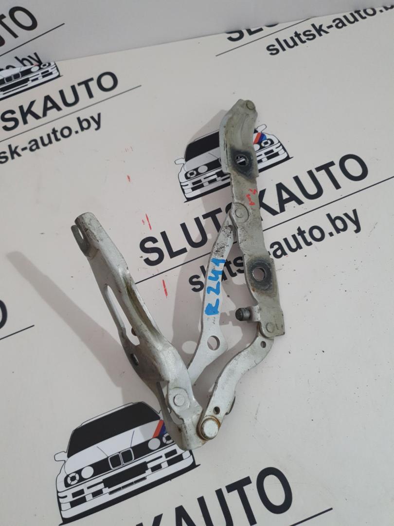 петля крышки багажника BMW 3 серия E90/E91/E92/E93 2006, 1.8 л., бензин, МКПП, серебристый металлик, седан, правый руль - фото №1