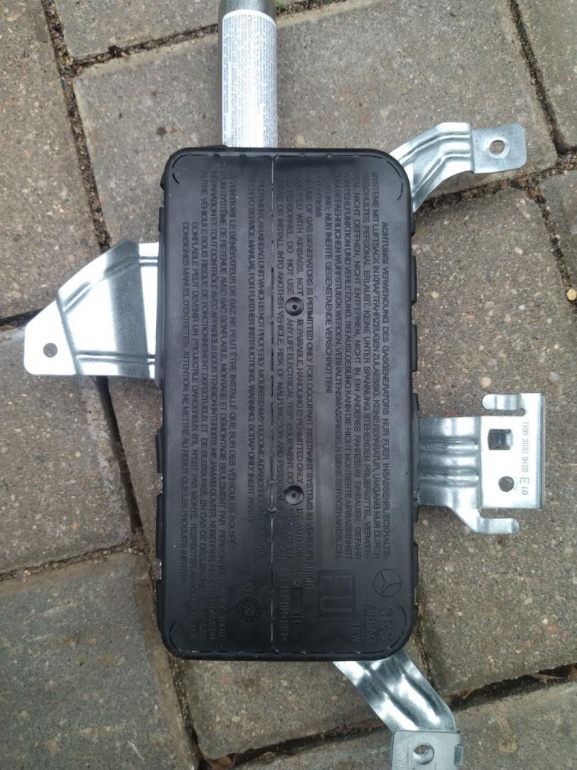 подушка безопасности дверная Mercedes-Benz C-Класс W203/S203/CL203 2001, CDi, седан - фото №1