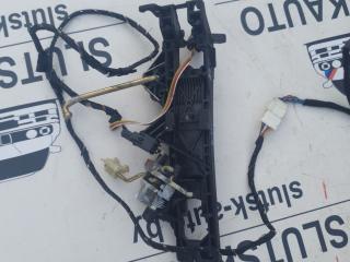 скелет ручки двери задней правой Mercedes-Benz S-Класс W220 [рестайлинг] W220 2005, 3.2 л., CDi, OM 648.960, дизель, АКПП, серебро, седан, задний привод