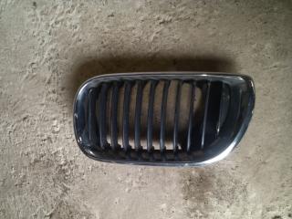 решетка капота BMW 3 серия E46 [рестайлинг] E46/2 2002, 2.0 л., дизель, МКПП, серебристый металлик, седан