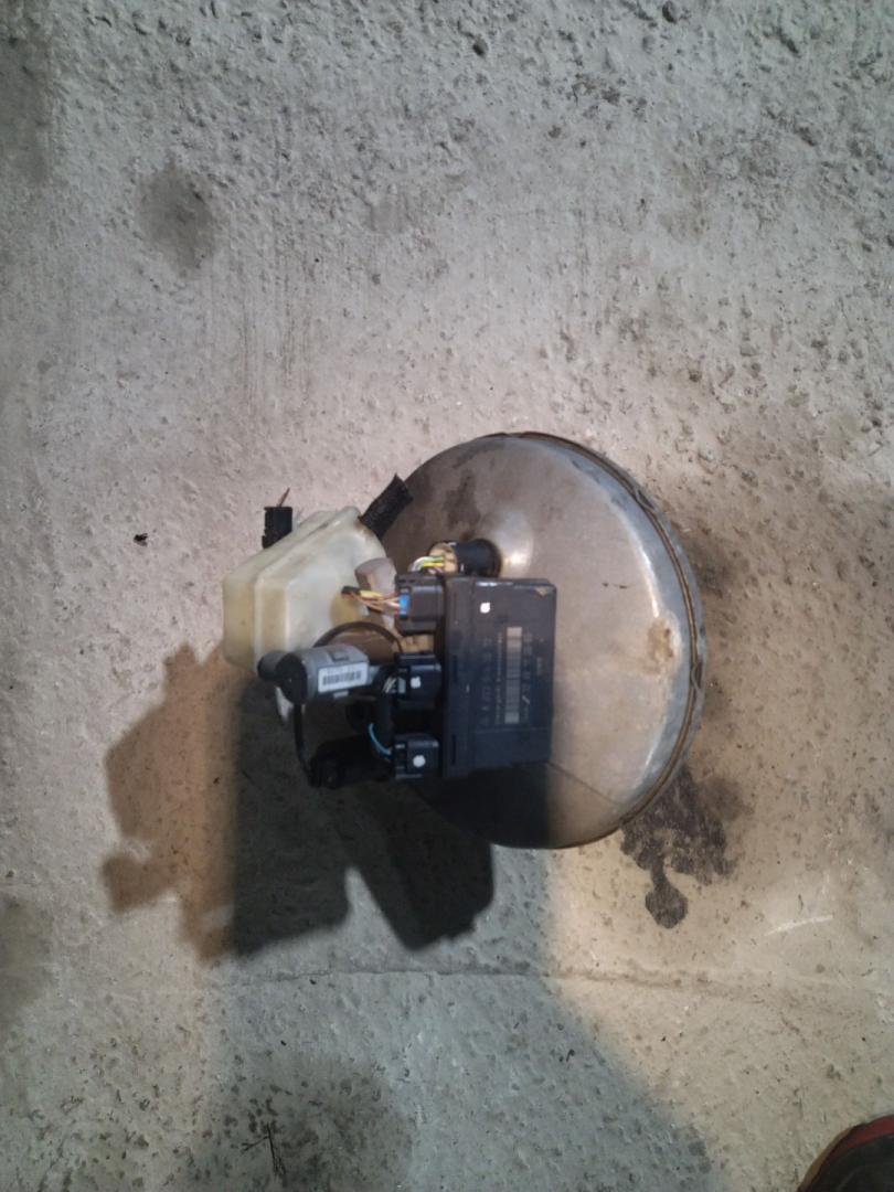 вакуумный усилитель тормозов Mercedes-Benz SLK-Класс R170 2000, 2.3 л., бензин, 5МКПП, черный, родстер - фото №1