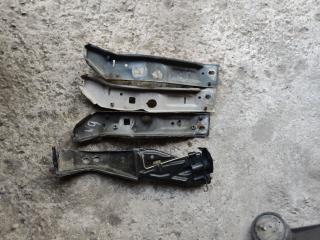 кронштейн передней панели (телевизора) Audi A6 4A/C4 1997