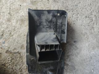 воздуховод тормозной левый BMW 7 серия E38 [рестайлинг] 2000, 4.4 л.