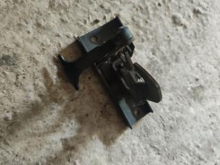 захватный крюк капота Mercedes-Benz E-Класс W211/S211 S211 2003, 3.2 л., дизель, АКПП, синий, универсал