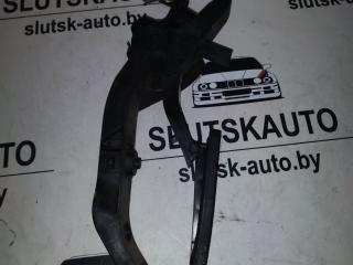 педаль Mercedes-Benz C-Класс W203/S203/CL203 [рестайлинг] S203 2004, 2.2 л., дизель, 6МКПП, черный, универсал, задний привод