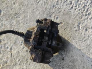 суппорт задний правый Mercedes-Benz C-Класс W203/S203/CL203 [рестайлинг] S203 2004, 2.2 л., дизель, 6МКПП, черный, универсал, задний привод