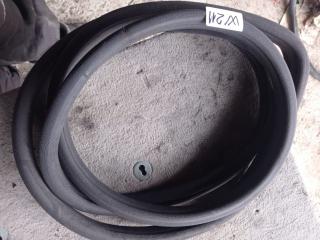 уплотнитель двери Mercedes-Benz E-Класс W211/S211 S211 2004, 2.7 л., дизель, АКПП, серо-синий, универсал, задний привод