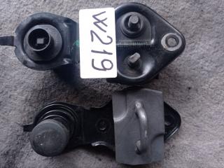 замок капота Mercedes-Benz CLS-Класс C219 W219 2006, 3.0 л., дизель, АКПП, серый, купе