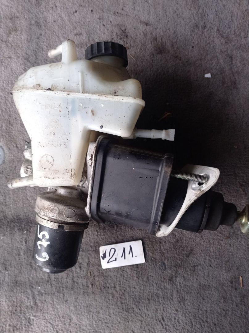 цилиндр тормозной главный Mercedes-Benz E-Класс W211/S211 S211 2004, 2.7 л., дизель, АКПП, серо-синий, универсал, задний привод - фото №1