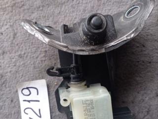 активатор замка крышки топливного бака Mercedes-Benz CLS-Класс C219 W219 2006, 3.0 л., дизель, АКПП, серый, купе