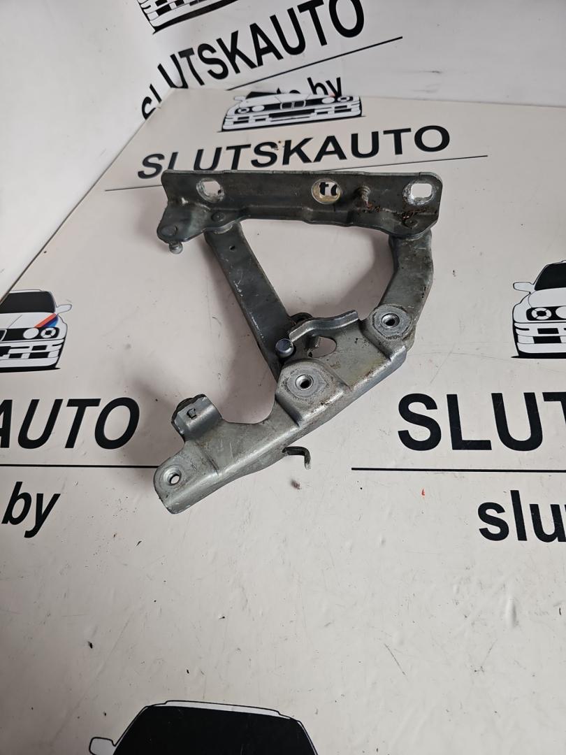 петля капота левая Mercedes-Benz E-Класс W211/S211 S211 2004, 2.7 л., дизель, АКПП, серо-синий, универсал, задний привод - фото №1