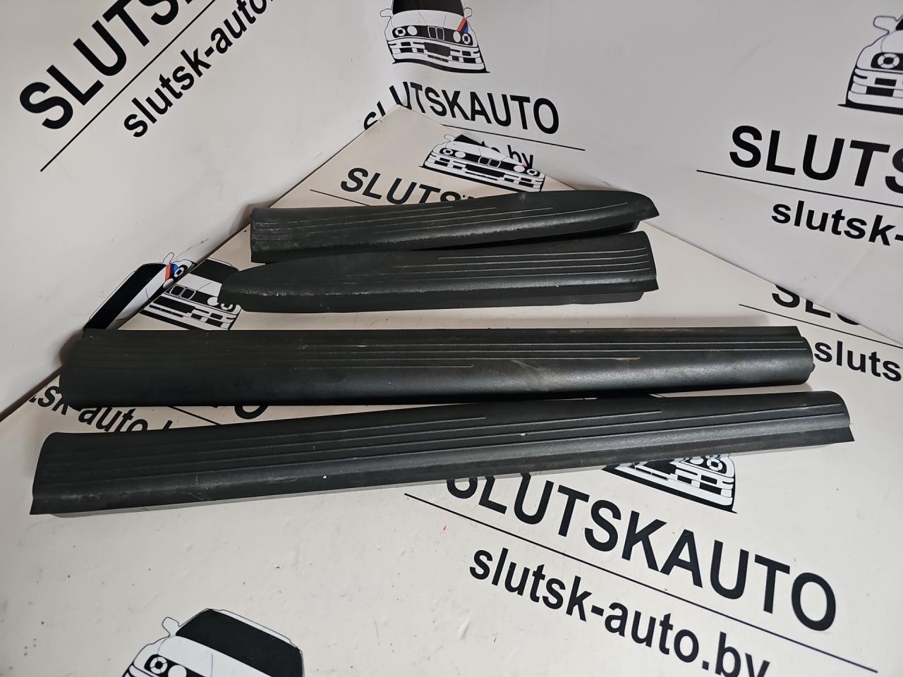 накладка на порог внутренняя Mercedes-Benz E-Класс W211/S211 S211 2004, 2.7 л., дизель, АКПП, серо-синий, универсал, задний привод - фото №1