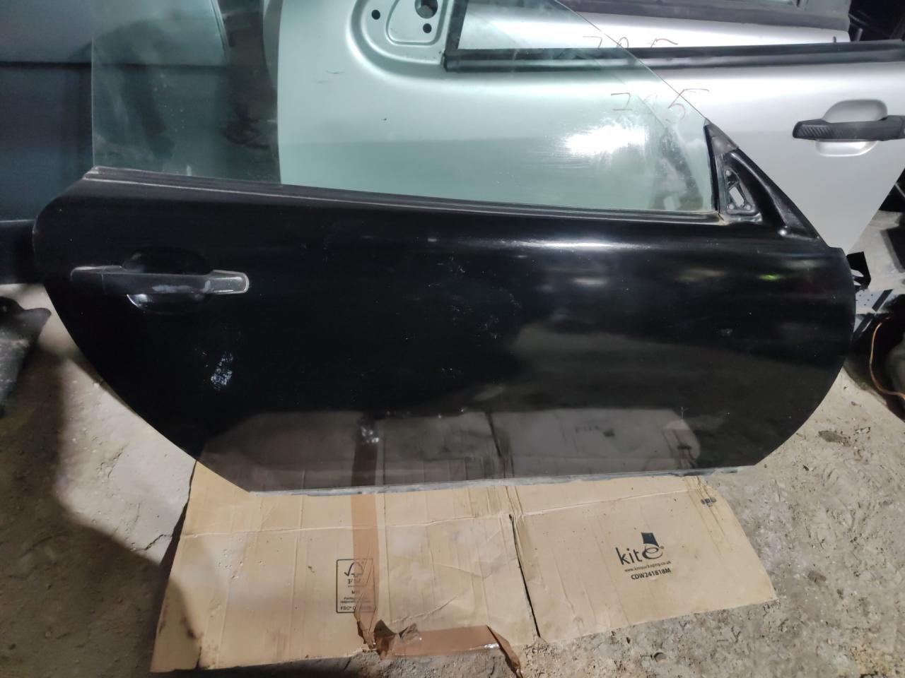 дверь передняя правая Mercedes-Benz SLK-Класс R170 2000, 2.3 л., бензин, 5МКПП, черный, родстер - фото №1