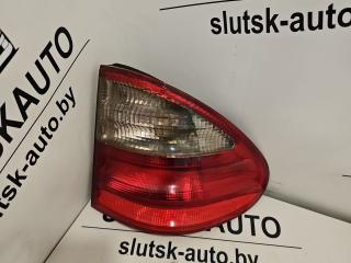 фонарь задний правый Mercedes-Benz E-Класс W210/S210 [рестайлинг] S210 2000, 2.2 л., дизель, АКПП, золотистый металлик, универсал, задний привод