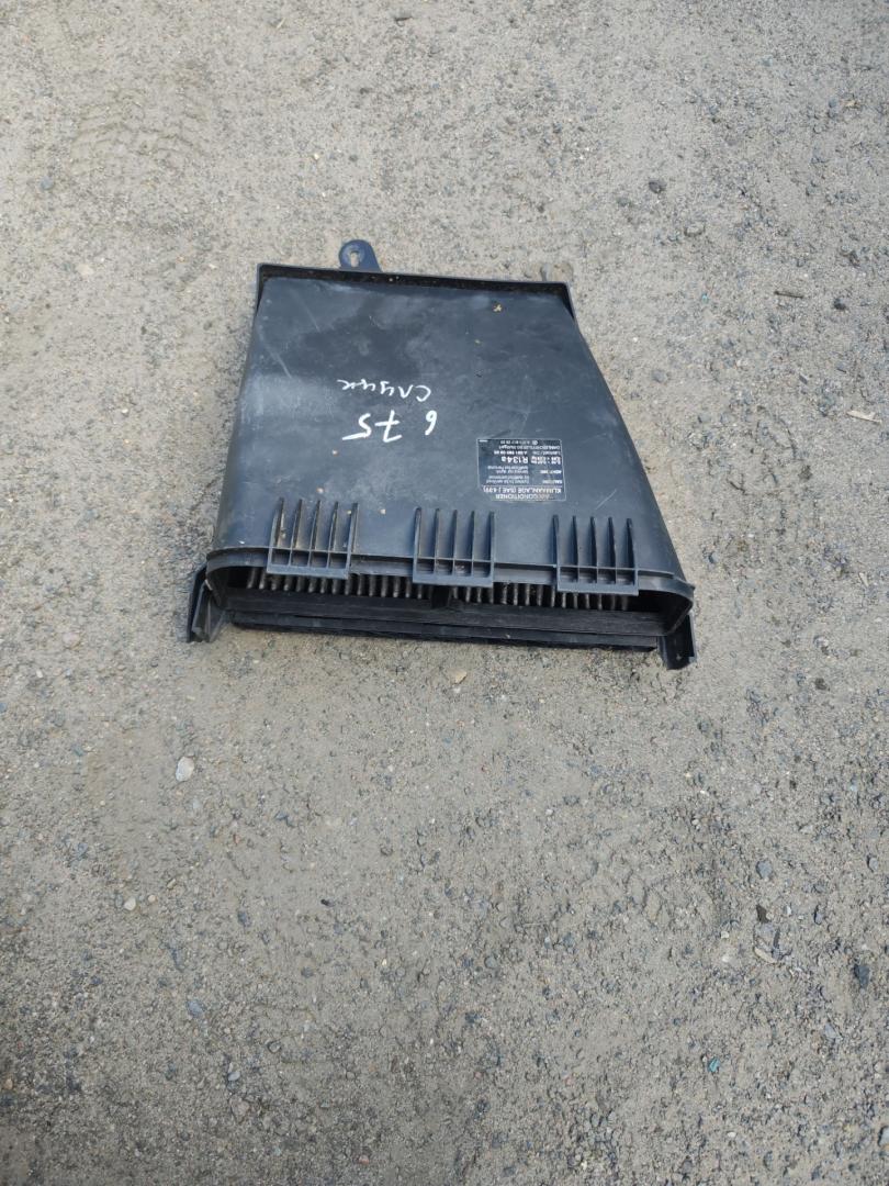 корпус салонного фильтра Mercedes-Benz E-Класс W211/S211 S211 2004, 2.7 л., дизель, АКПП, серо-синий, универсал, задний привод - фото №1