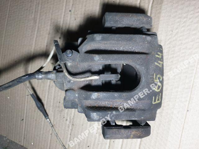 суппорт задний правый BMW 7 серия E65/E66/E67 2004, 4.4 л., бензин - фото №1