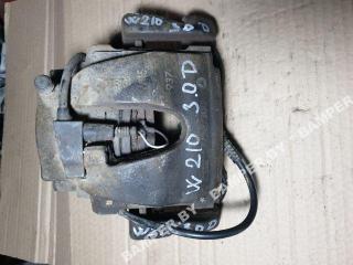 суппорт передний левый Mercedes-Benz E-Класс W210/S210 [рестайлинг] 1999, 3.0 л., дизель