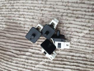 выключатель концевой (концевик) Mercedes-Benz C-Класс W203/S203/CL203 2002