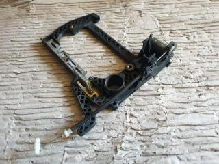 скелет ручки двери передней правой BMW 7 серия E38 [рестайлинг] 2000